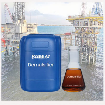 Купить Произведенный демульсификатор воды для нефтедобывающих предприятий Полимер снижает напряжение поверхности в системе WO и OW онлайн изготовление